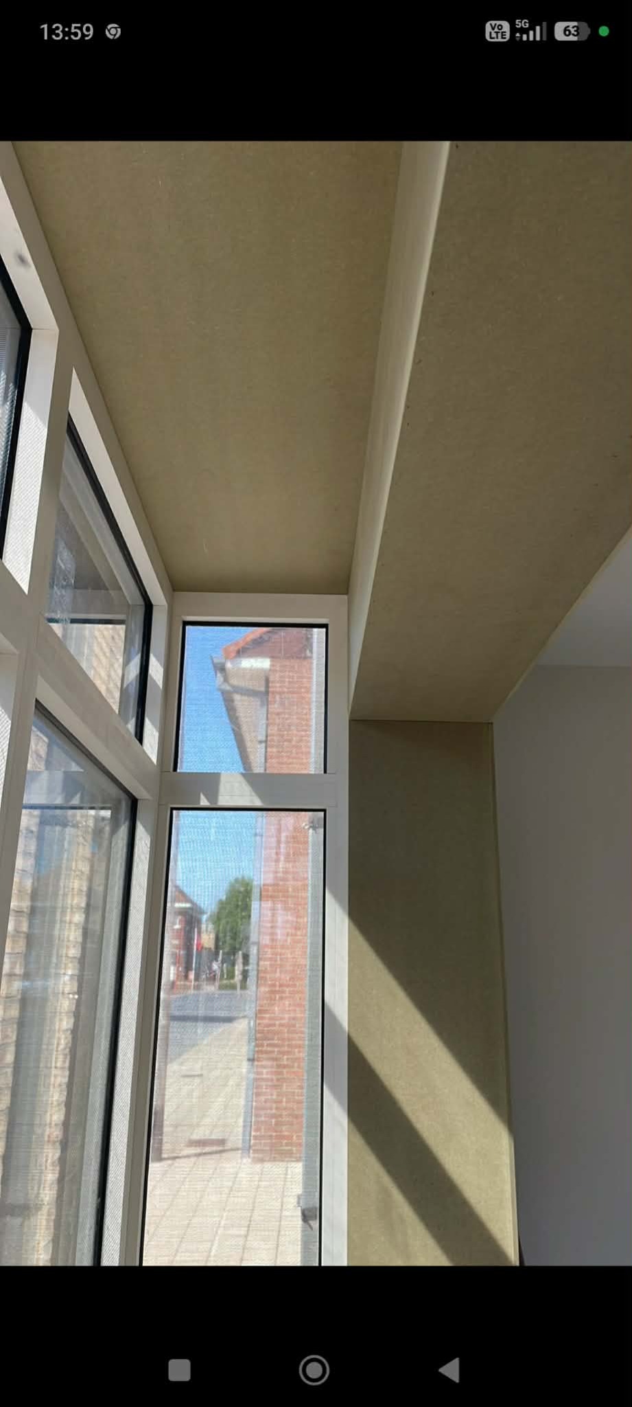 Aluminium ramen, dak en screens als één strak geheel - projectfoto 3